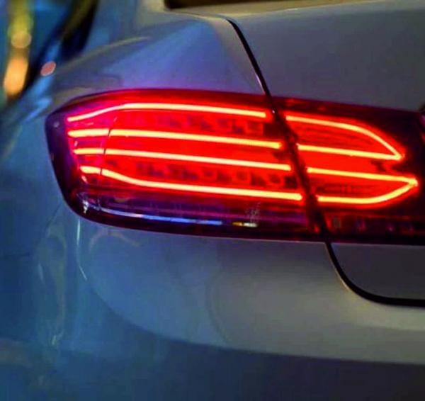 How to Remove Old Taillight Film Safely and Efficiently